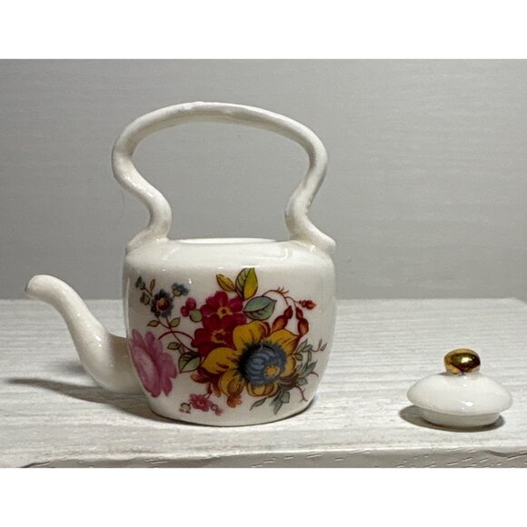 Miniature Doll House Floral Fine Bone China Teapot By Lu Pao Taiwan Gold Accents - Picture 6 of 11